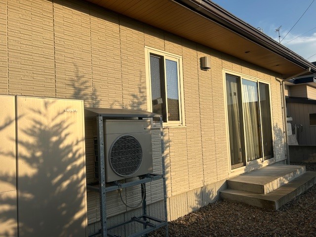 室外機 写真撮影日:9/26/25, 12:00 AM