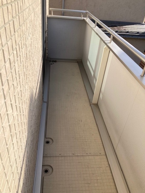 バルコニー 写真撮影日:10/5/25, 12:00 AM