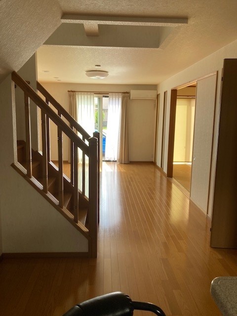 ダイニングからのリビング 写真撮影日:10/5/25, 12:00 AM