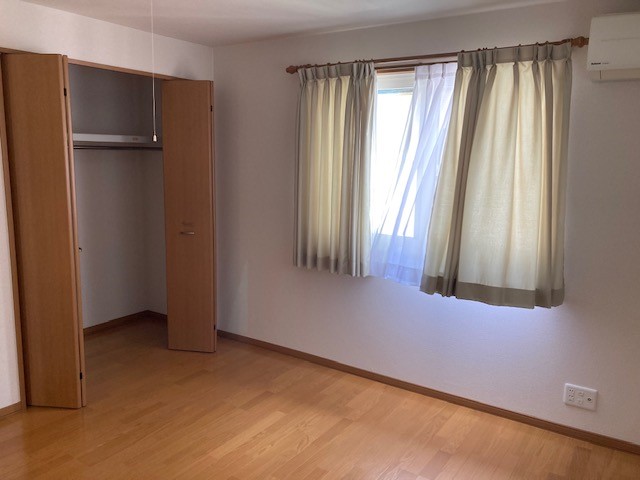 洋室2・クローゼット 写真撮影日:10/5/25, 12:00 AM