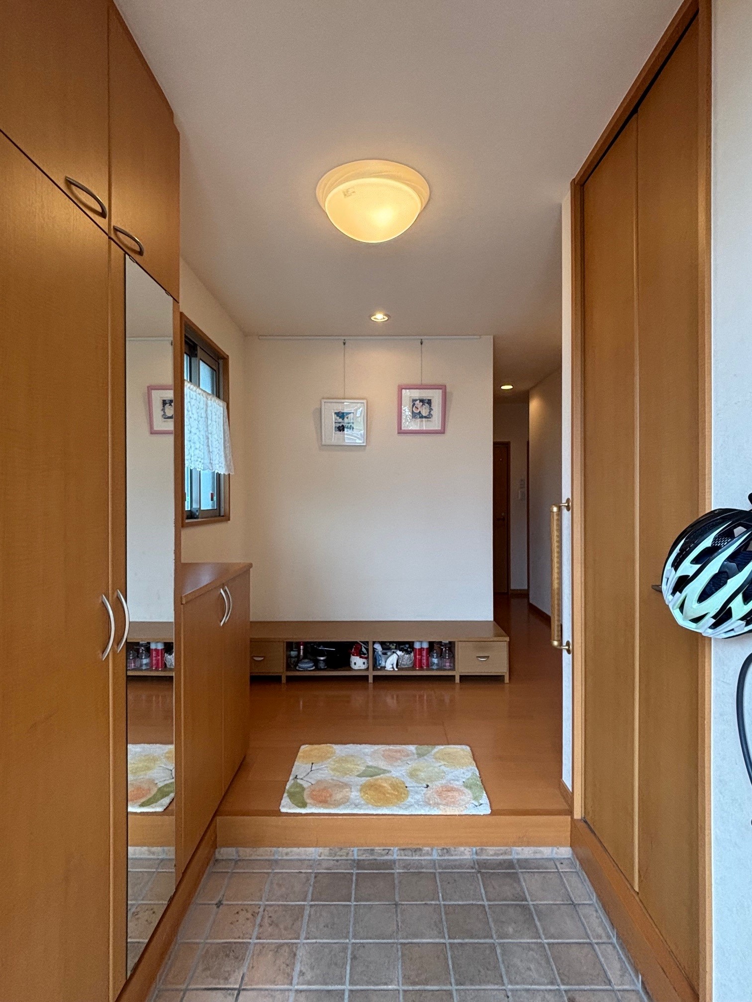 ホール 写真撮影日:9/1/25, 12:00 AM