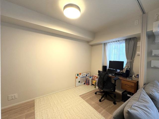 リビング以外の居室  写真撮影日:2025-08-30