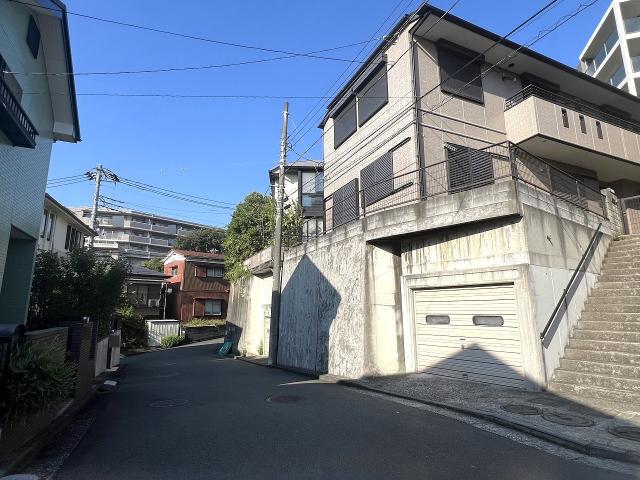 前面道路含む現地写真  写真撮影日:2025-08-31
