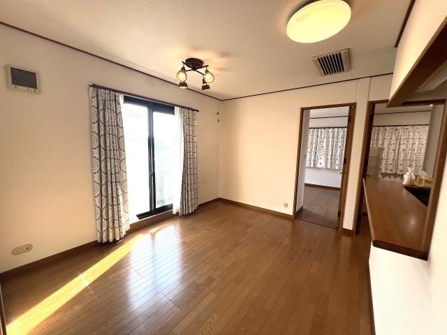 リビング  写真撮影日:2025-08-31