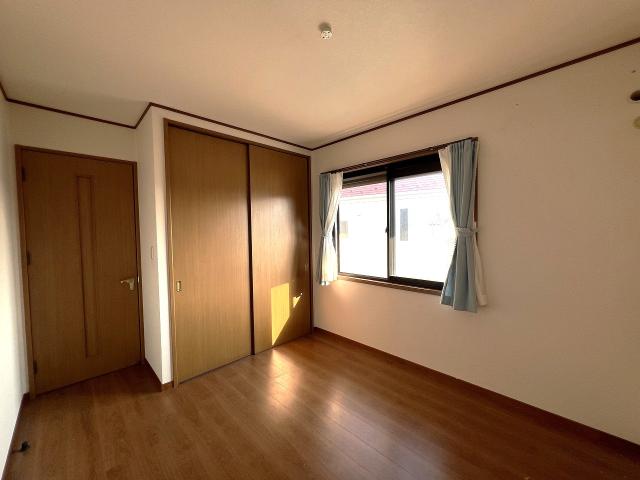 リビング以外の居室  写真撮影日:2025-08-31