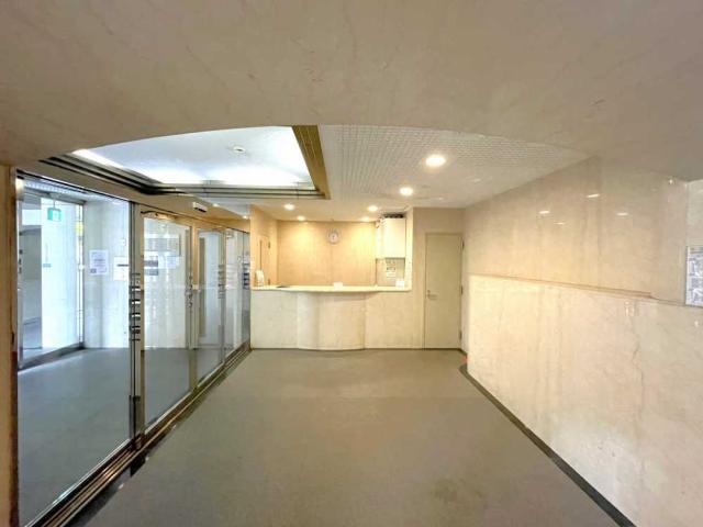 エントランス  写真撮影日:2025-09-28