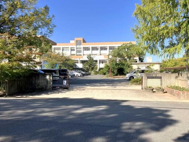 二名中学校 1550m 写真撮影日:2025-09-28
