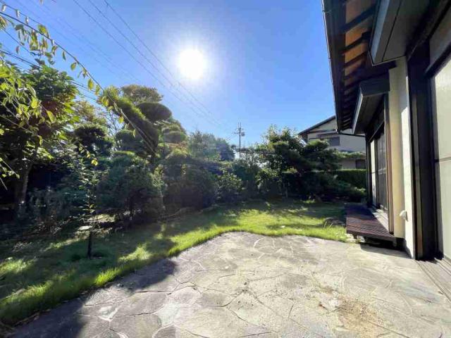 庭  写真撮影日:2025-10-23