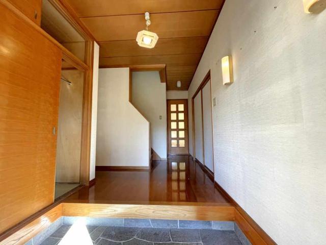 玄関  写真撮影日:2025-10-23