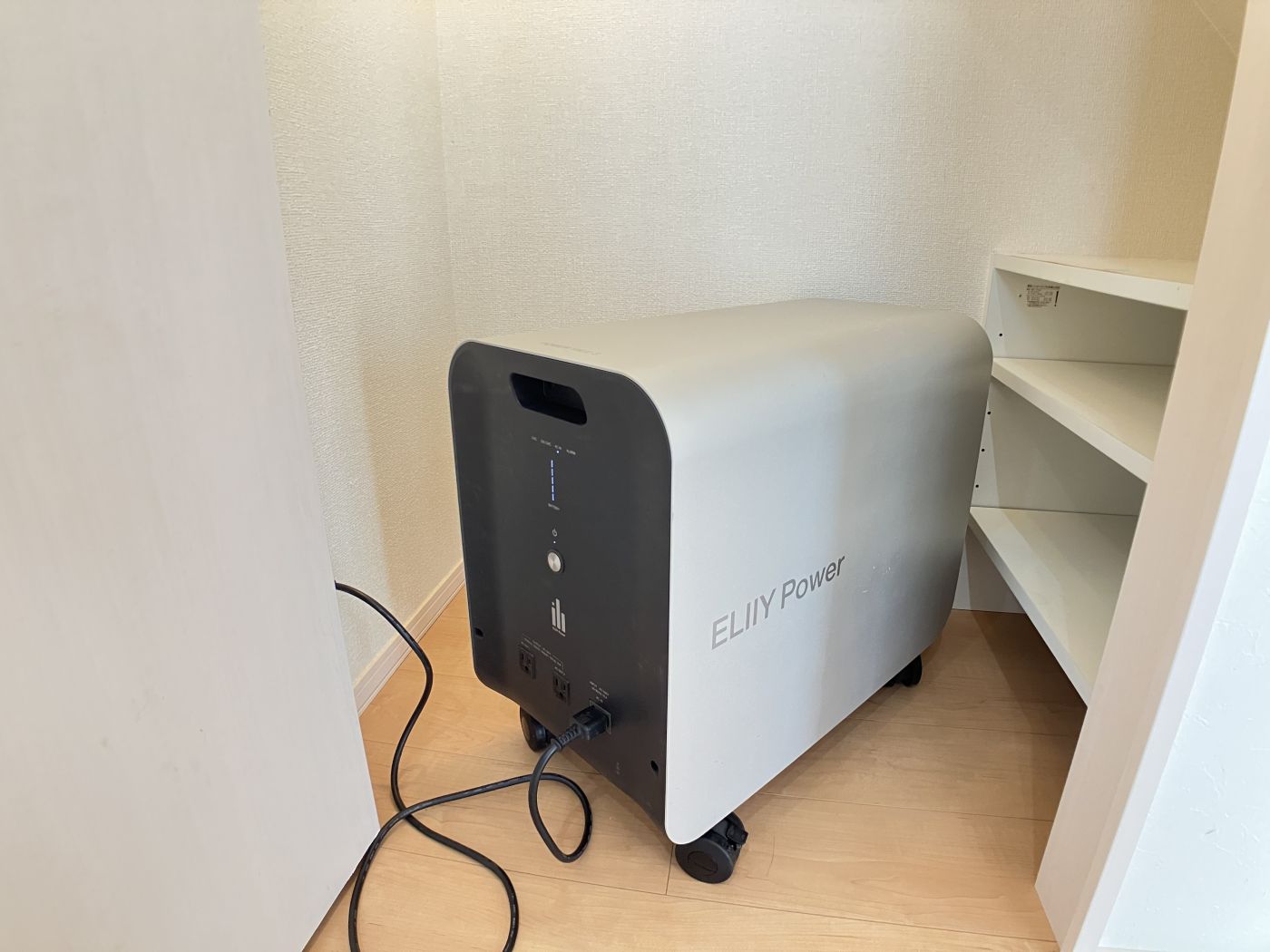 蓄電池 写真撮影日:9/9/25, 12:00 AM