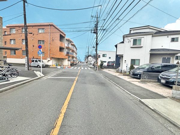 前面道路含む現地写真  写真撮影日：2024-02-17