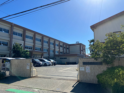 大和東小学校
