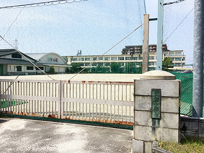 岩倉中学校