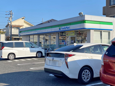 ファミリーマート豊田柿本町店