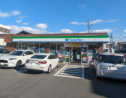 ファミリーマート