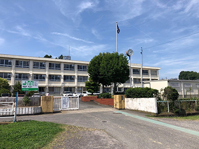 市立中部中学校