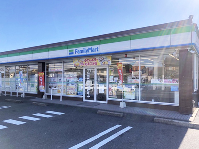 ファミリーマート桑名松の木東店