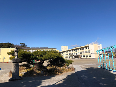 大矢知興譲小学校