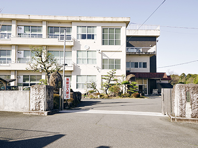 菰野中学校