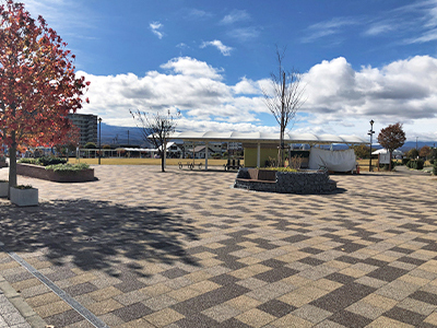 佐久市市民交流広場
