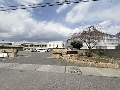 千曲市立戸倉上山田中学校