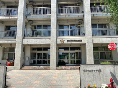 長野市立柳町中学校