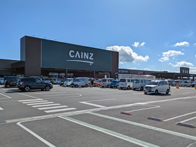 カインズ　佐久平店