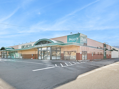 デリシア豊科店