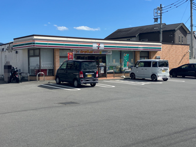 セブンイレブン三島青木店