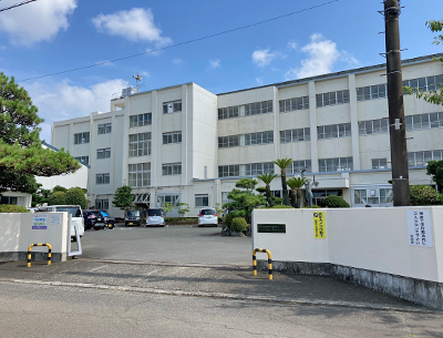 藤枝市立高洲中学校