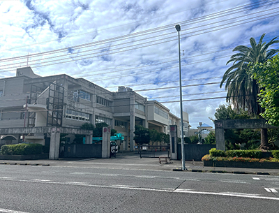 市立大里中学校