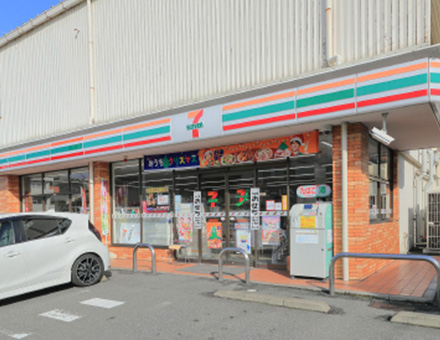 セブンイレブン広島戸坂中町店