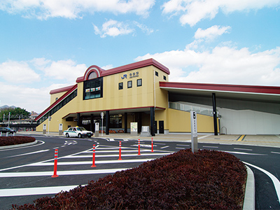 JR山陽本線「寺家」駅