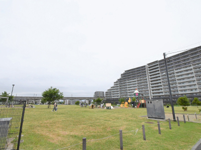 セナリオハウスパーク柏たなか　柏たなか駅前公園
