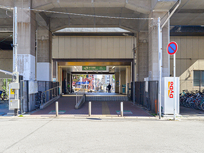 JR内房線・外房線「本千葉」駅