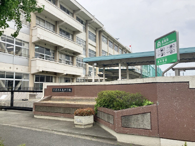 前橋市立東中学校