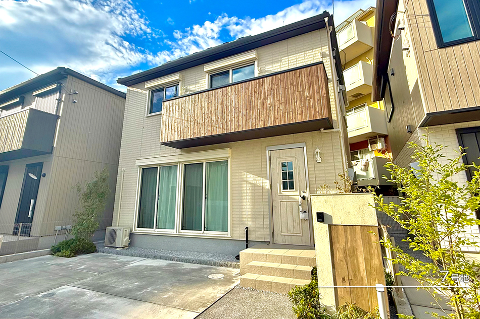 セキュレア海老名中新田　(分譲住宅)