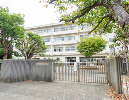 鎌倉市立七里ガ浜小学校