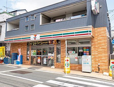 セブン-イレブン 横浜白幡向町店