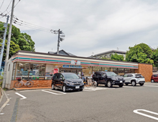 セブン-イレブン 横浜泉区役所前店