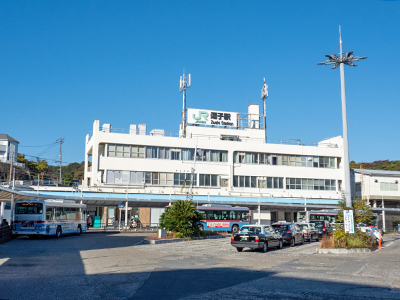 JR横須賀線「逗子」駅