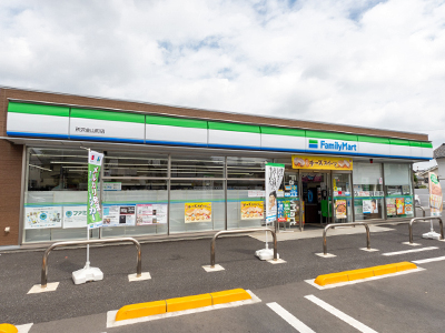ファミリーマート所沢金山町店