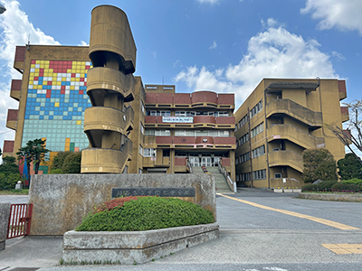 越谷市立千間台中学校