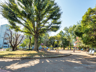 稲荷久保公園