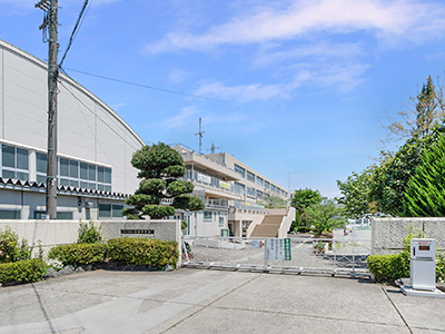 さいたま市立七里中学校
