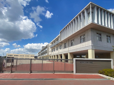 吉川市立吉川美南小学校