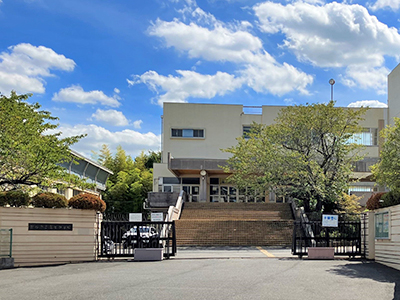 越谷市立富士中学校