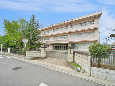 上尾市立西中学校