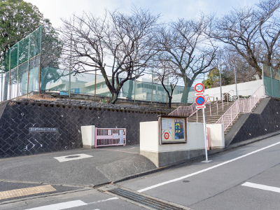 町田市立つくし野小学校