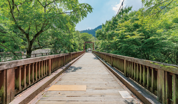 夕やけ小やけふれあいの里